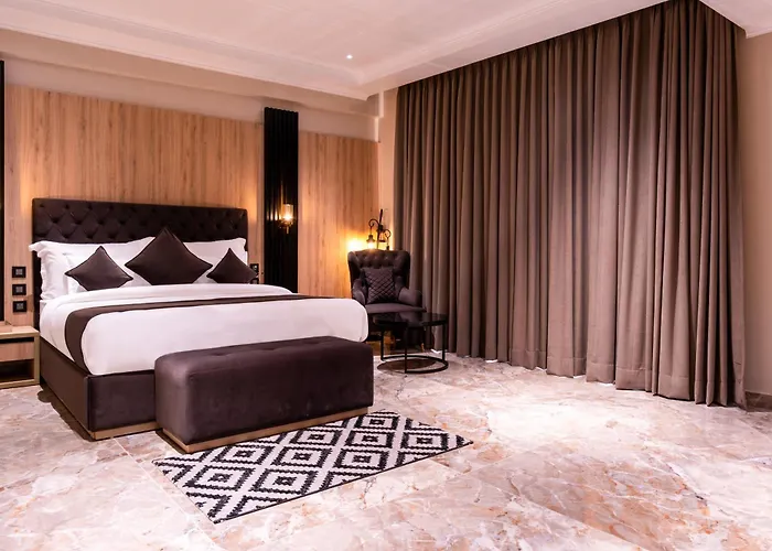 Alpine Hotel And Villas